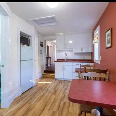 Sunny Home B&B Σάρλοτ Τάουν Εξωτερικό φωτογραφία