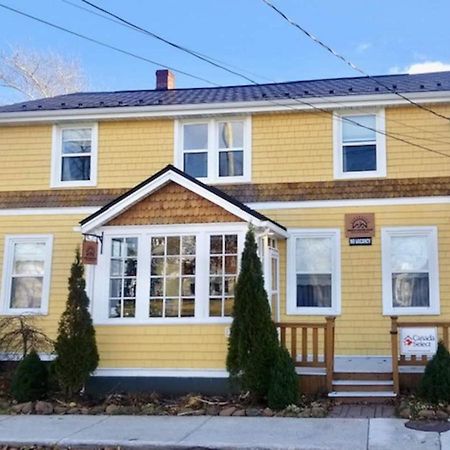 Sunny Home B&B Σάρλοτ Τάουν Εξωτερικό φωτογραφία