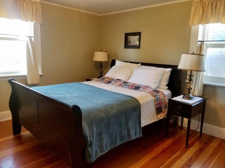 Sunny Home B&B Σάρλοτ Τάουν Εξωτερικό φωτογραφία